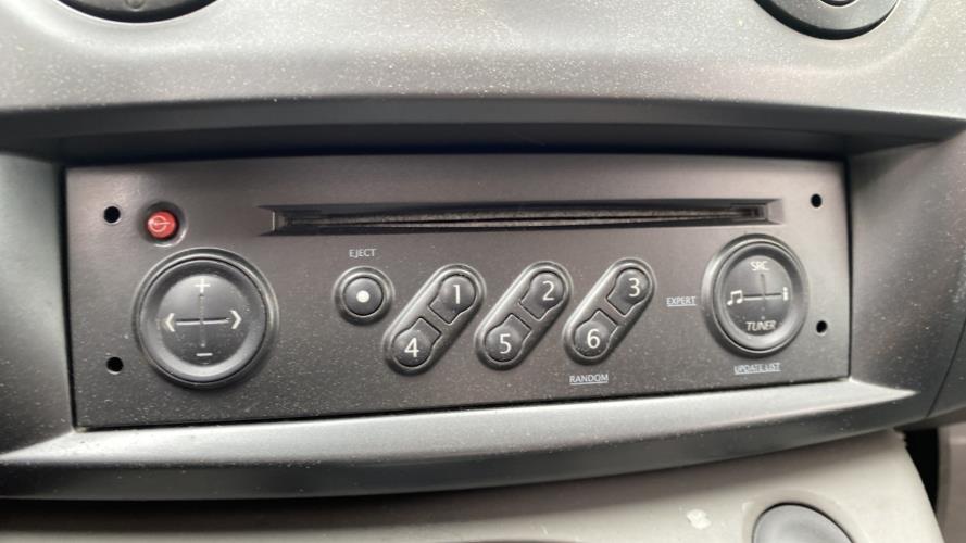 Image Autoradio d'origine - RENAULT GRAND SCENIC 2