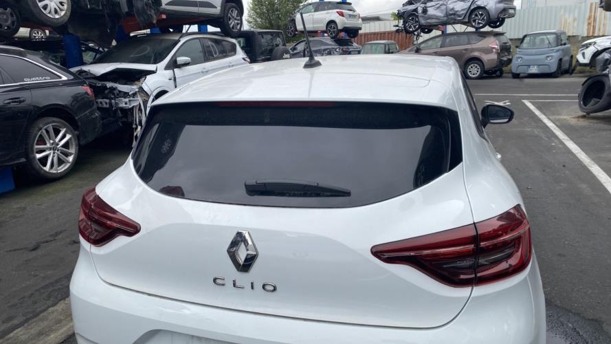 Image Feu arriere principal droit (feux) - RENAULT CLIO 5