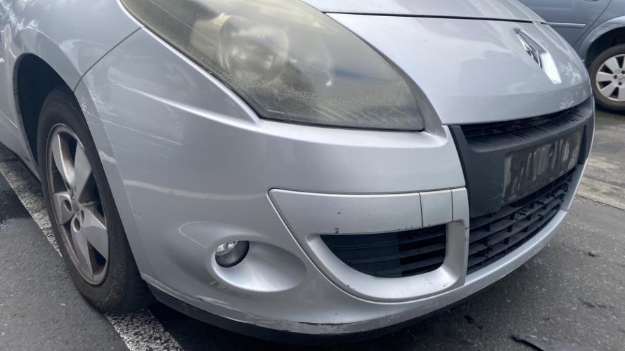 Image Pare choc avant - RENAULT SCENIC 3