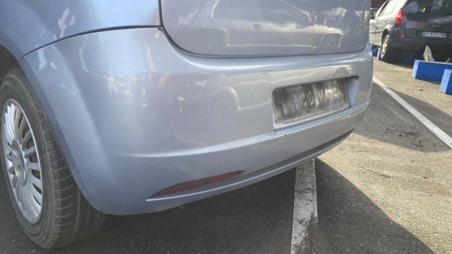Image Pare choc arriere - FIAT GRANDE PUNTO