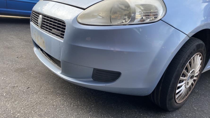 Image Pare choc avant - FIAT GRANDE PUNTO