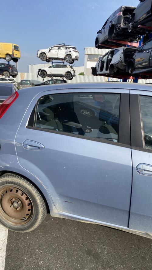 Image Porte arriere droit - FIAT GRANDE PUNTO