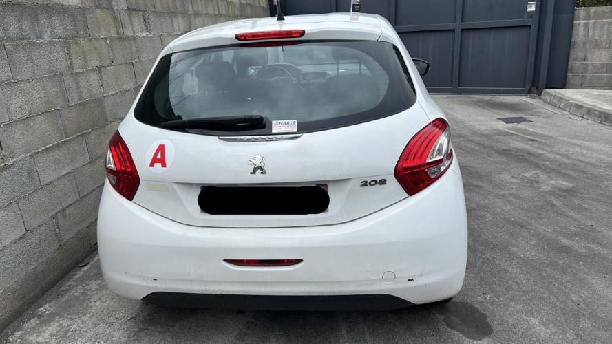 Image Pare choc arriere - PEUGEOT 208 1