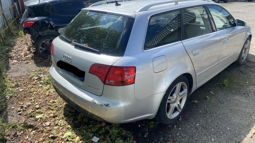 Image Feu arriere principal droit (feux) - AUDI A4 2