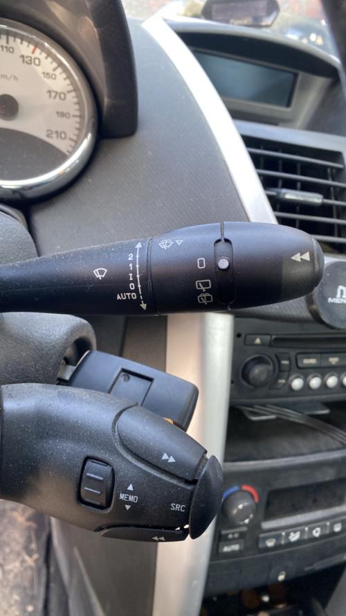 Image Com (Bloc Contacteur Tournant+Commodo Essuie Glace+Commodo Phare) - PEUGEOT 207