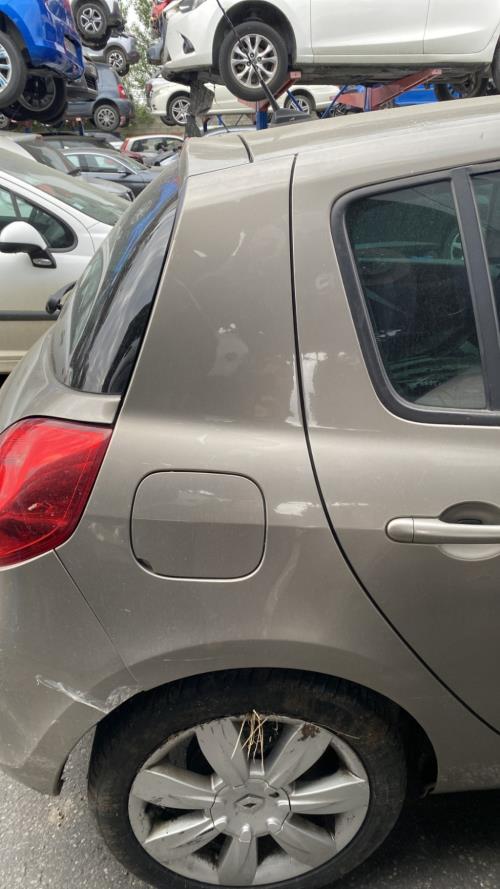 Image Trappe d'essence - RENAULT CLIO 3