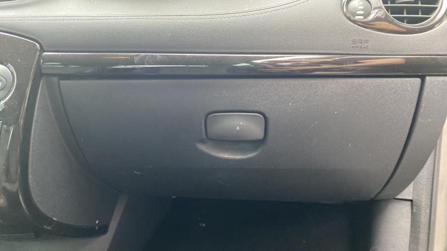 Image Boite a gants - RENAULT CLIO 3