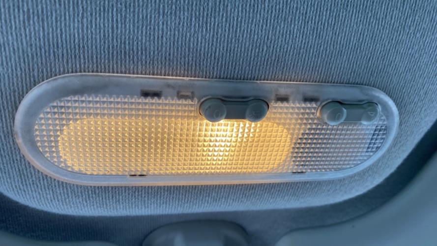 Image Eclairage de plafonnier - RENAULT CLIO 3