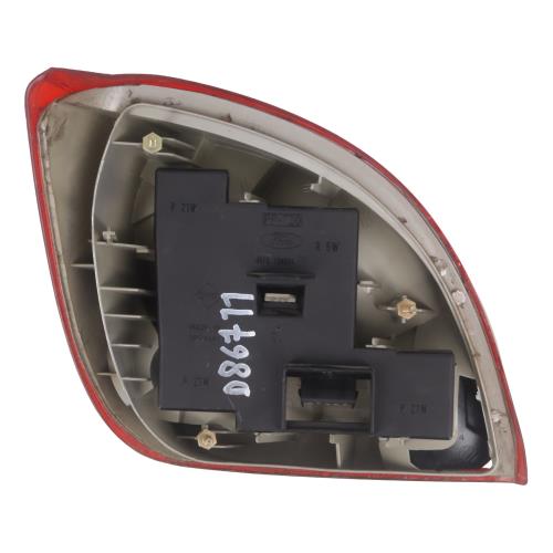 Image Feu arriere principal droit (feux) - FORD FIESTA 4