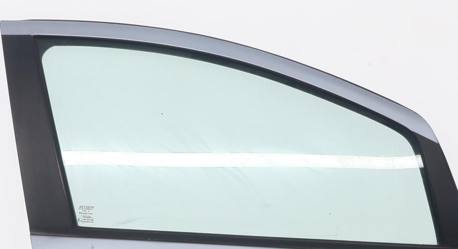 Image Vitre avant droit - FIAT GRANDE PUNTO