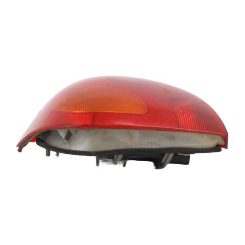 Image Feu arriere principal gauche (feux) - FORD FIESTA 4