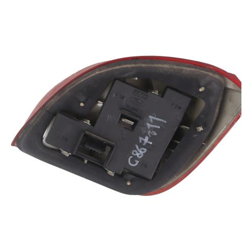 Image Feu arriere principal gauche (feux) - FORD FIESTA 4