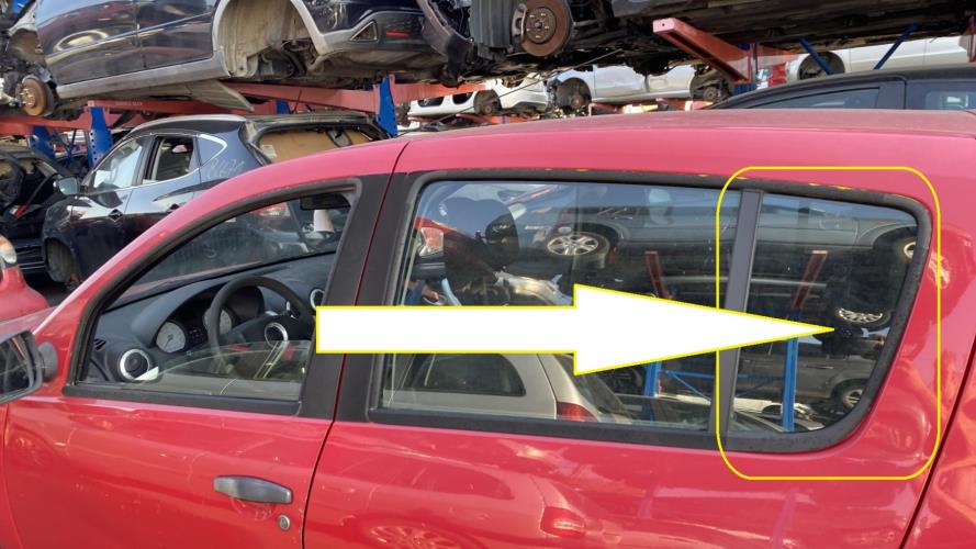 Image Custode arriere gauche (porte) - DACIA SANDERO 1