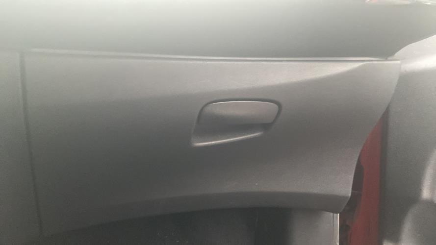 Image Boite a gants - CITROEN DS3