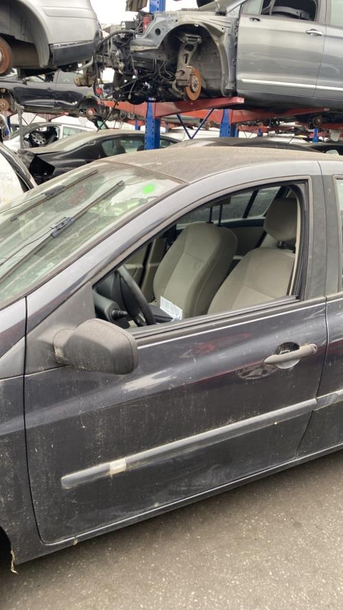 Image Porte avant gauche - RENAULT CLIO 3