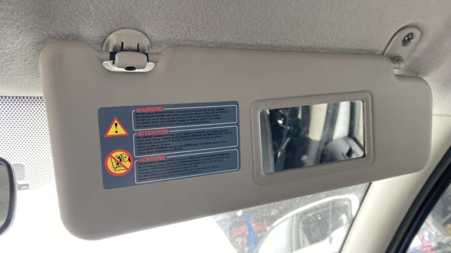 Image Pare soleil droit - DACIA DUSTER 1