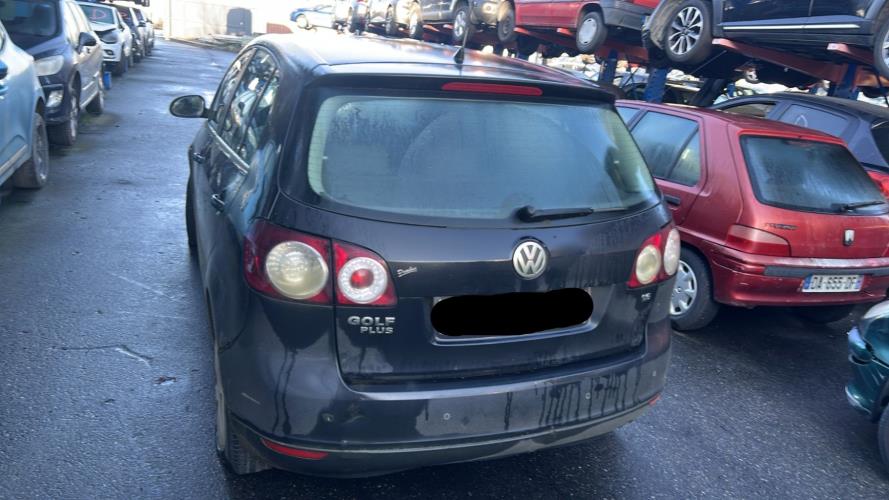 Image Feu arriere secondaire gauche (feux) - VOLKSWAGEN GOLF PLUS