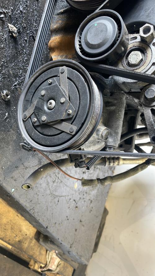 Image Compresseur clim - RENAULT MEGANE 2