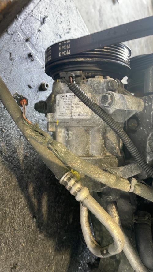 Image Compresseur clim - RENAULT MEGANE 2