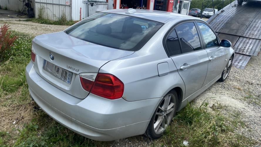 Image Feu arriere secondaire droit (feux) - BMW SERIE 3 E90