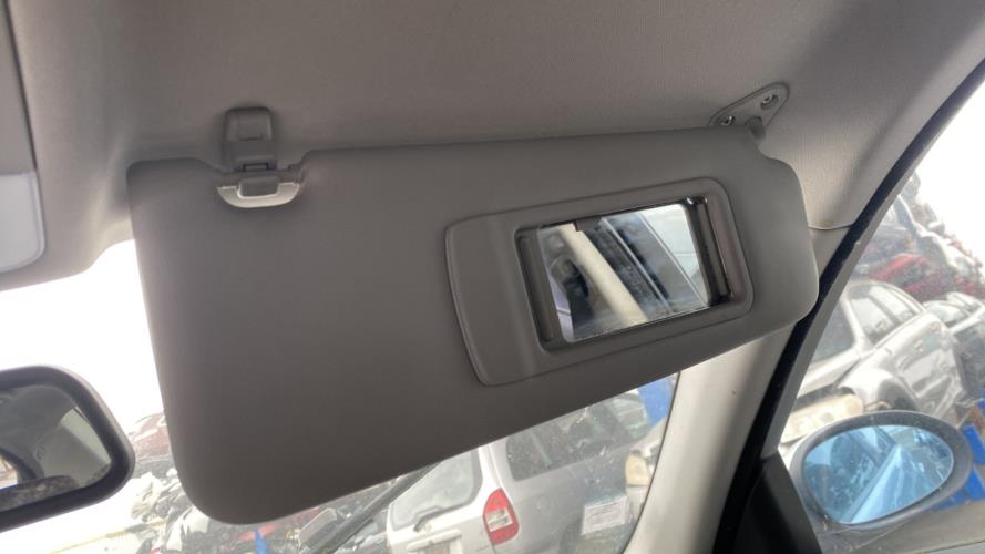 Image Pare soleil droit - BMW SERIE 3 E90