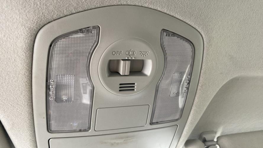 Image Eclairage de plafonnier - TOYOTA PRIUS+