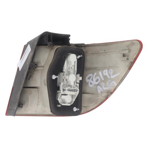 Image Feu arriere principal gauche (feux) - MERCEDES CLASSE B 245