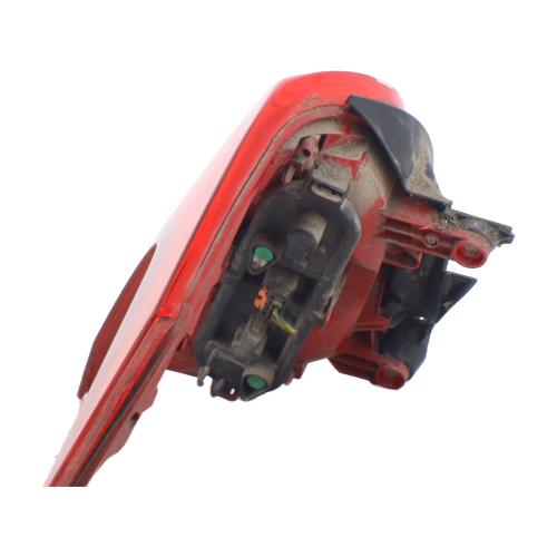 Image Feu arriere principal droit (feux) - PEUGEOT 5008 1