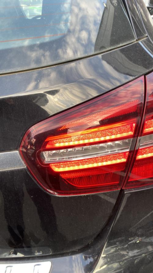 Image Feu arriere secondaire droit (feux) - MERCEDES CLASSE GLA 156