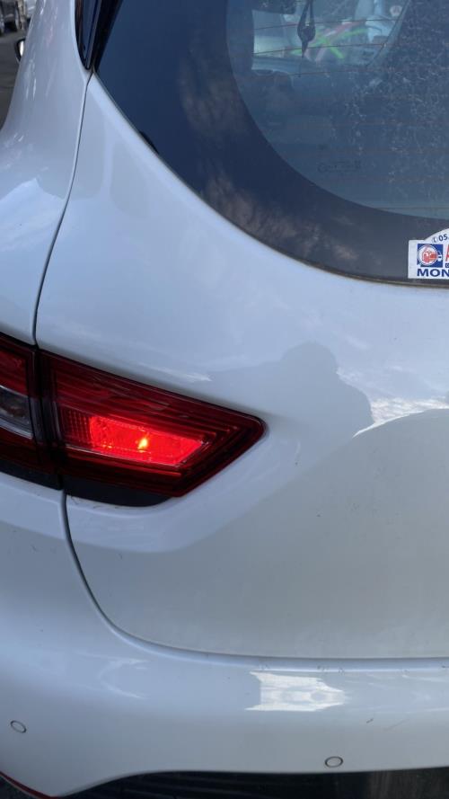 Image Feu arriere secondaire gauche (feux) - RENAULT CLIO 4