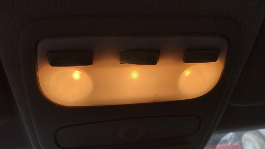 Image Eclairage de plafonnier - RENAULT CLIO 4