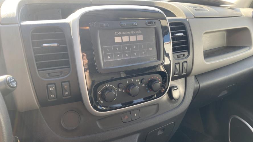 Image Autoradio d'origine - RENAULT TRAFIC 3 COURT