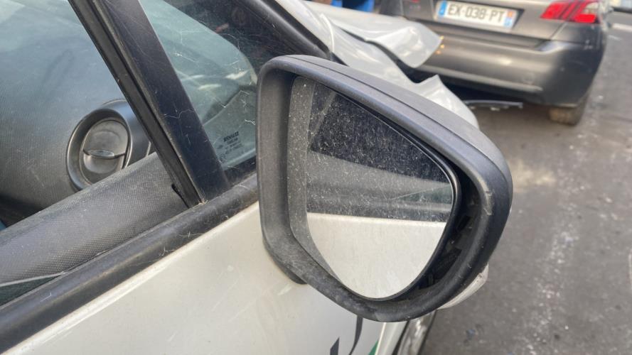 Image Retroviseur droit - RENAULT CLIO 4