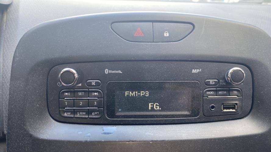 Image Autoradio d'origine - RENAULT CLIO 4
