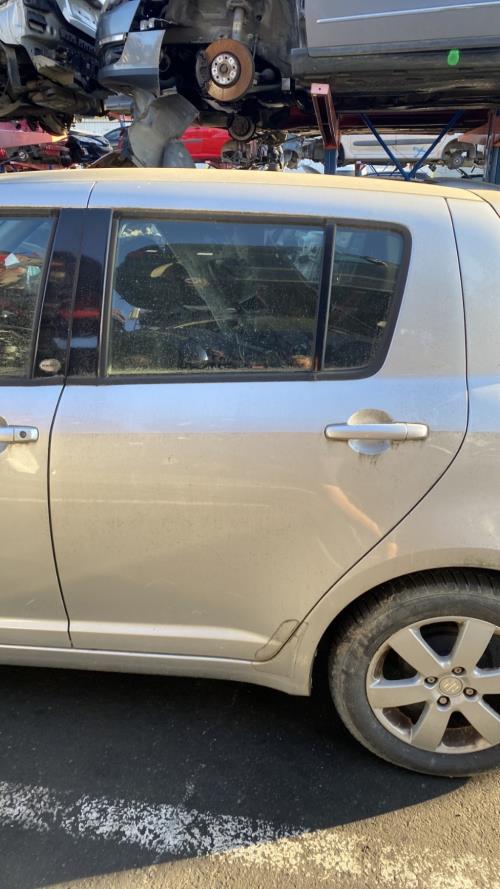 Image Porte arriere gauche - SUZUKI SWIFT 3