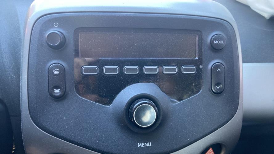 Image Autoradio d'origine - TOYOTA AYGO 2