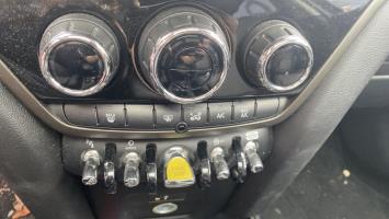 Pièce Auto