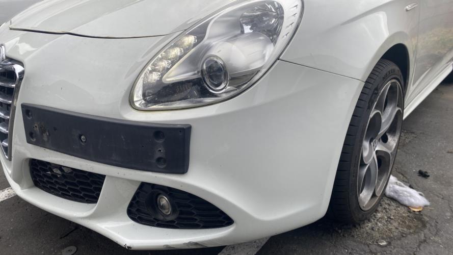 Image Pare choc avant - ALFA ROMEO GIULIETTA 2