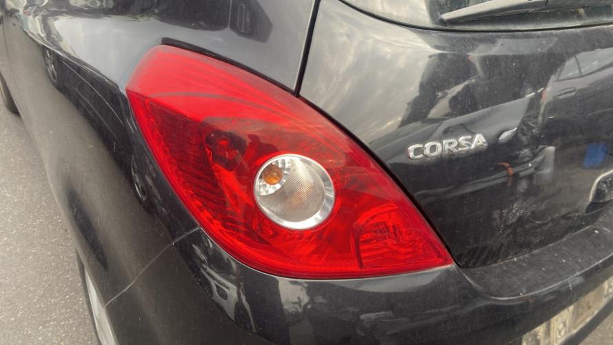 Image Feu arriere principal gauche (feux) - OPEL CORSA D