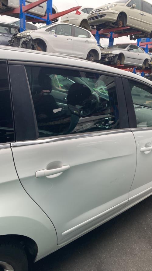 Image Porte arriere droit - PEUGEOT 5008 1