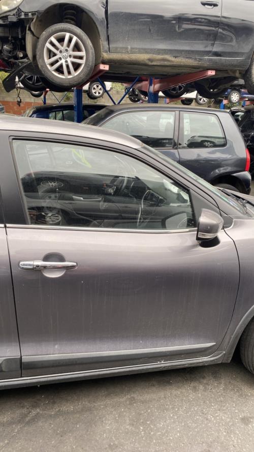 Image Porte avant droit - SUZUKI BALENO 2