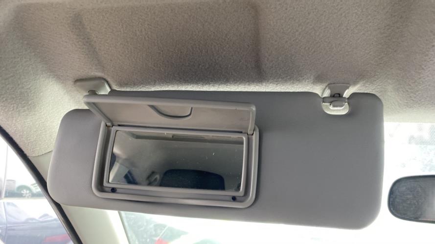 Image Pare soleil gauche - SUZUKI BALENO 2