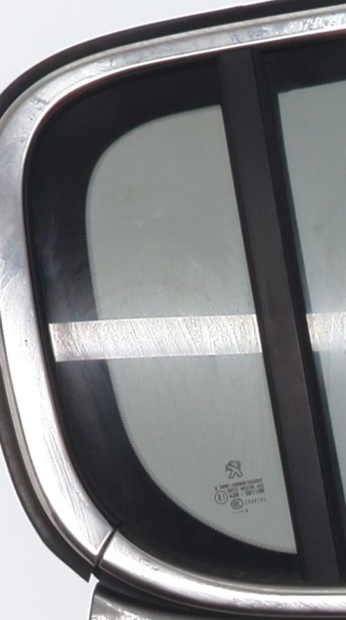 Image Vitre arriere droit - PEUGEOT 308 2