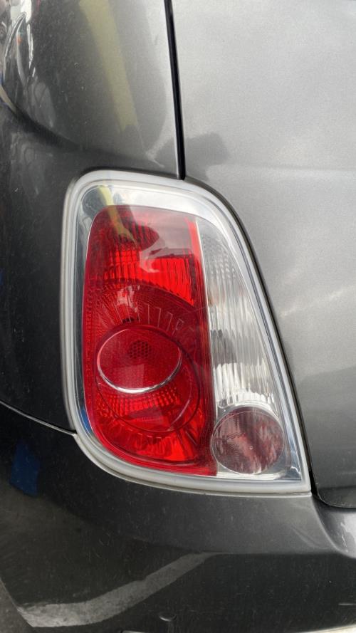 Image Feu arriere principal gauche (feux) - FIAT 500 2