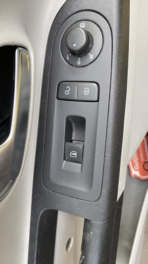 Image Interrupteur de leve vitre avant gauche - SEAT MII