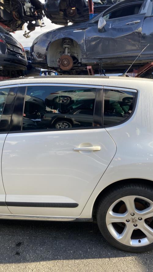 Image Porte arriere gauche - PEUGEOT 3008 1