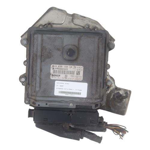 Image Calculateur moteur - MITSUBISHI COLT 6