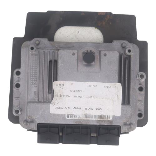 Image Calculateur moteur - RENAULT SCENIC 2