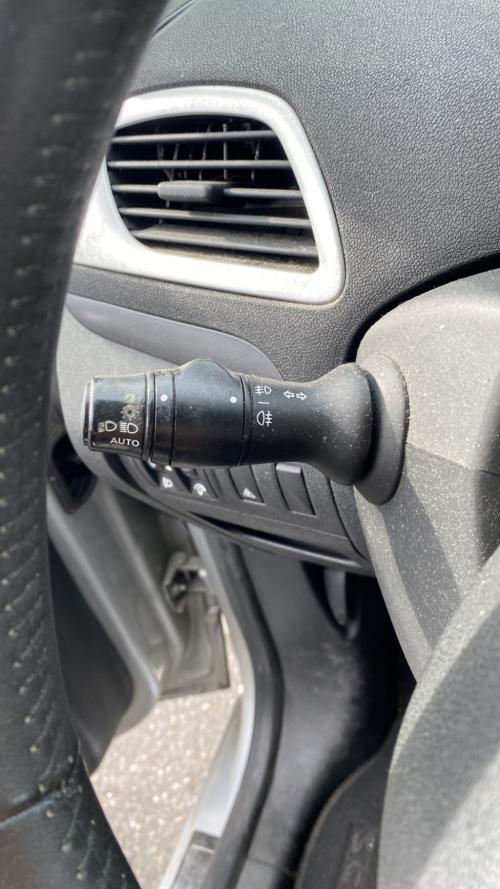 Image Com (Bloc Contacteur Tournant+Commodo Essuie Glace+Commodo Phare) - RENAULT SCENIC 3
