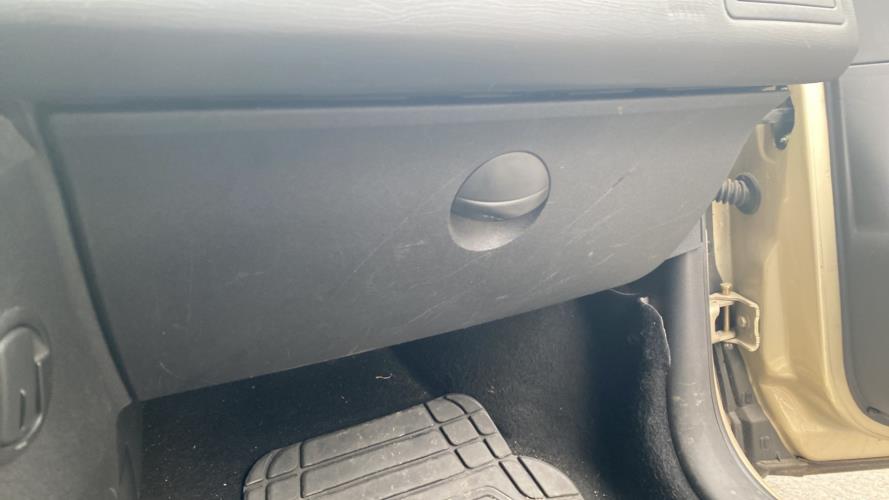 Image Boite a gants - CITROEN C4 1